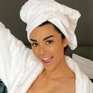 Annietaboo OnlyFans Nude Leaked .